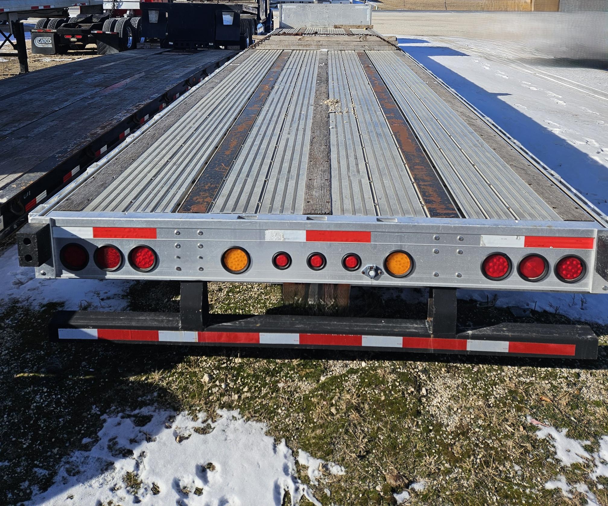 2012 DOONAN 532 - view 4 of 12