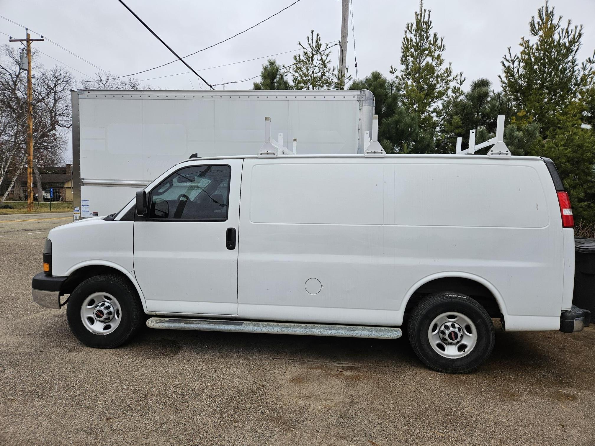 2020 GMC 2500 SAVANA CARGO VAN - view 1 of 15