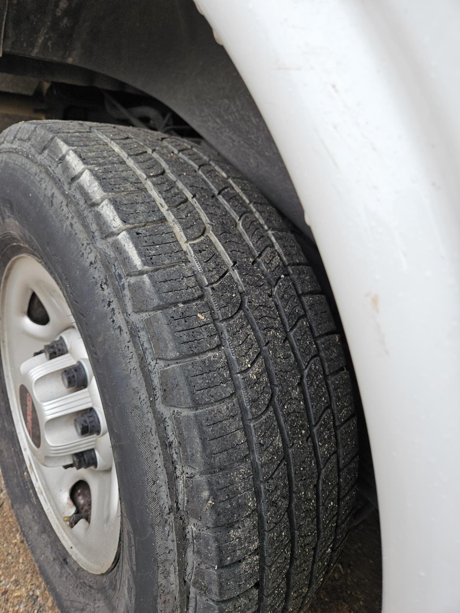 2020 GMC 2500 SAVANA CARGO VAN - Image 12