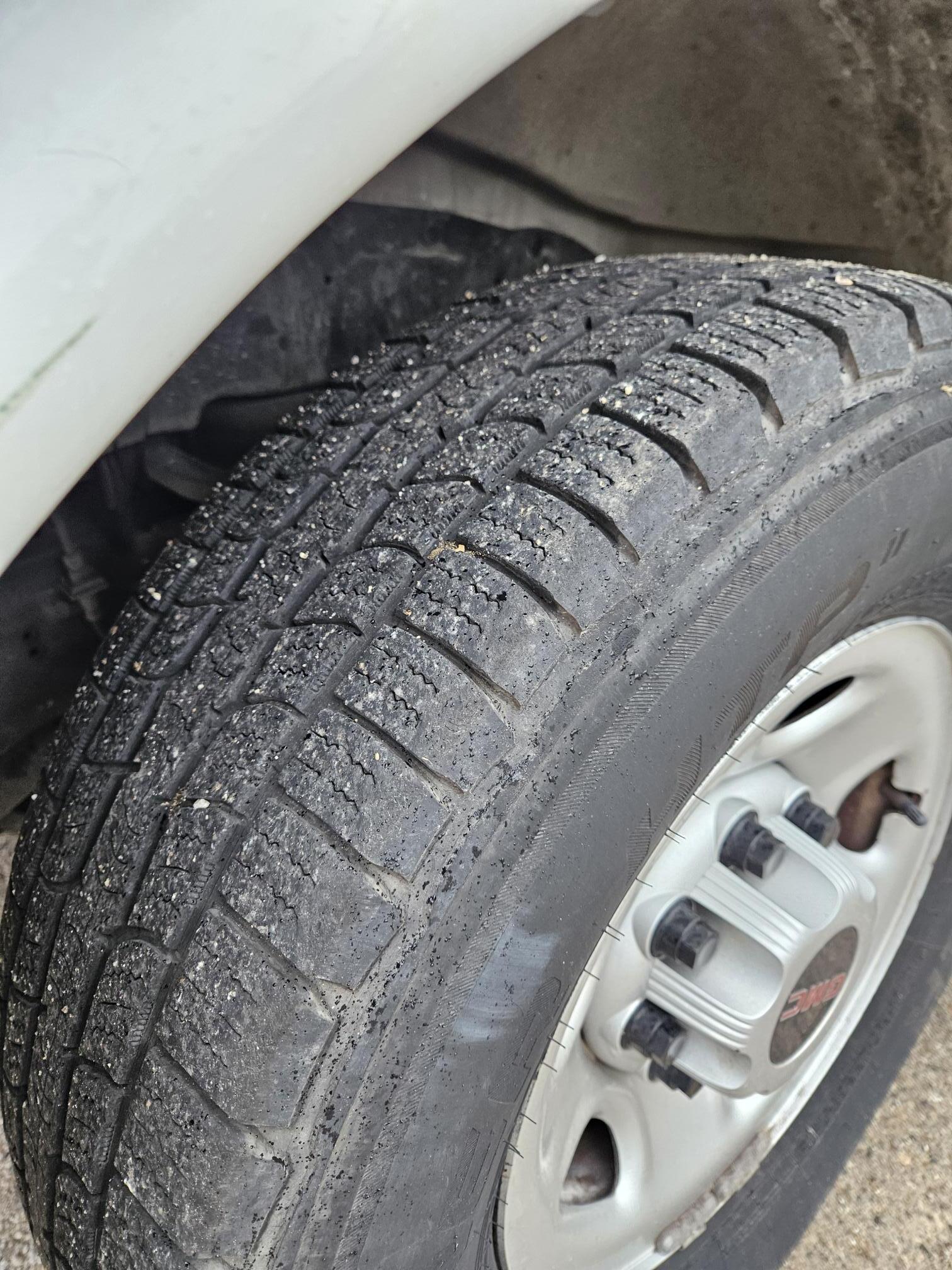 2020 GMC 2500 SAVANA CARGO VAN - Image 13