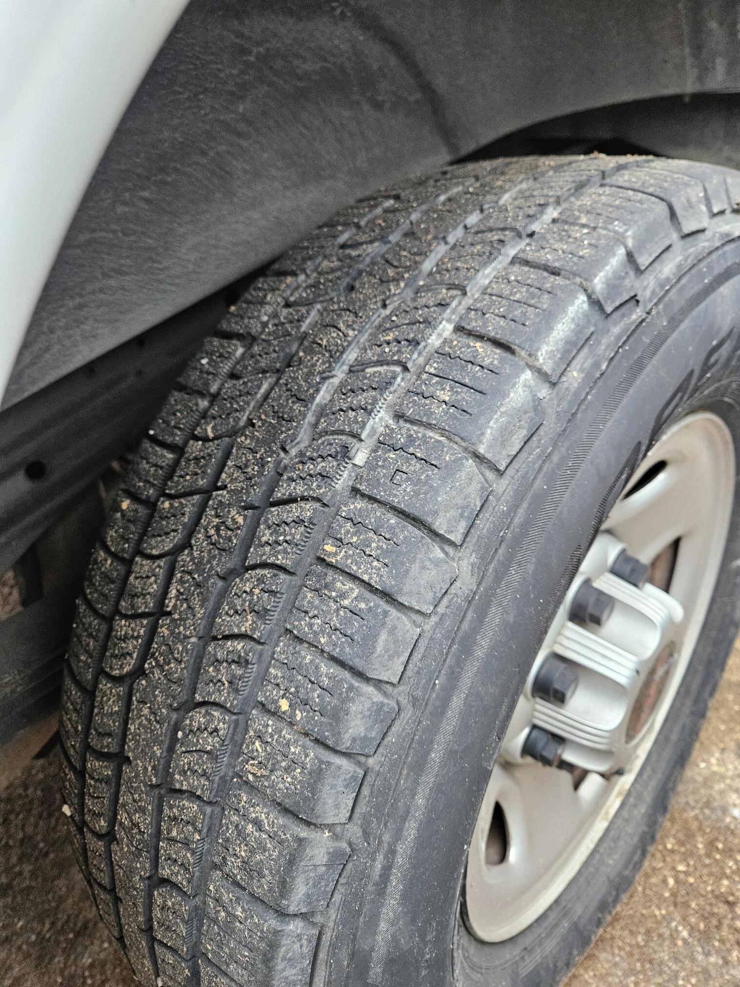 2020 GMC 2500 SAVANA CARGO VAN - Image 15