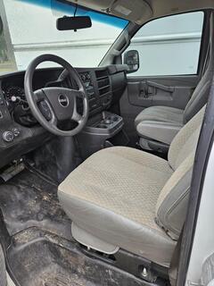 2020 GMC 2500 SAVANA CARGO VAN - Image 10