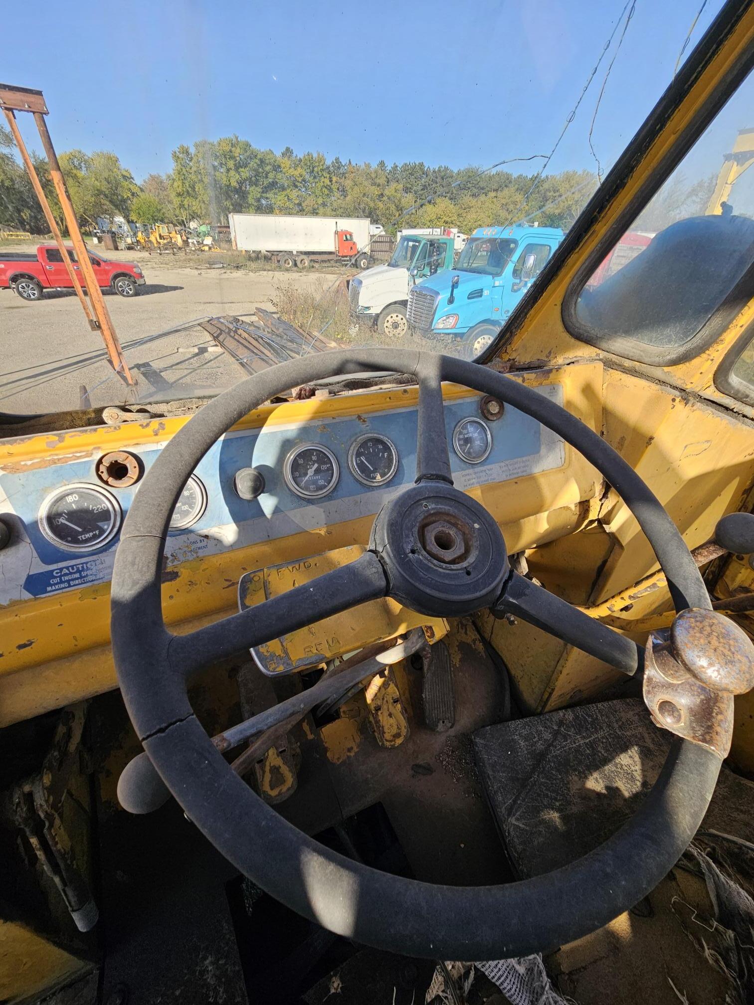 1985 CLARK Michigan 175DGM - view 7 of 11