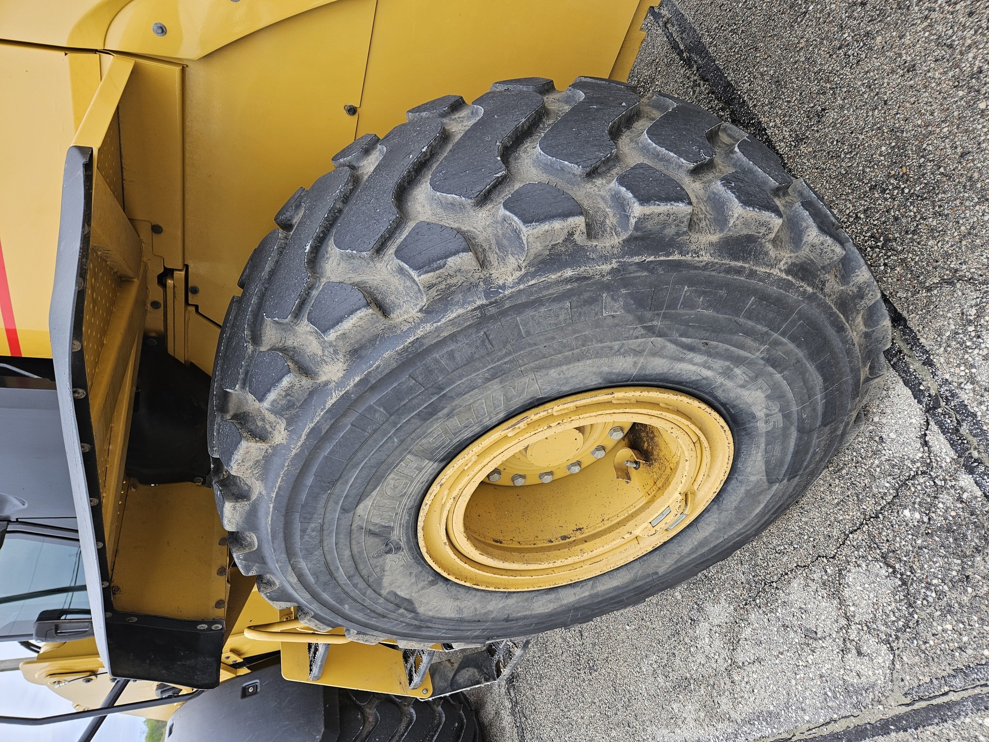 2018 CATERPILLAR 938M - Image 11