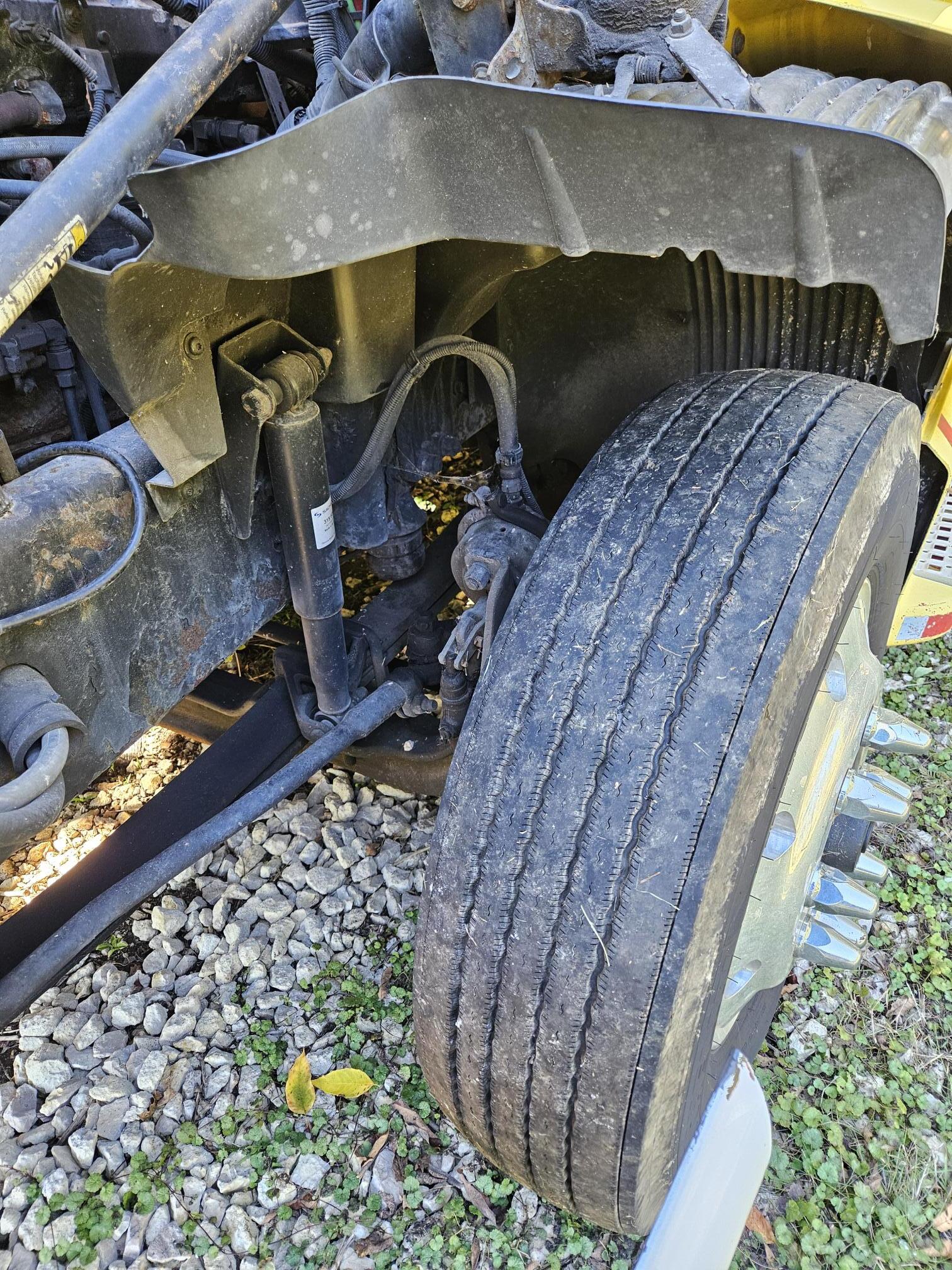 2000 VOLVO VNL 660 - Image 8