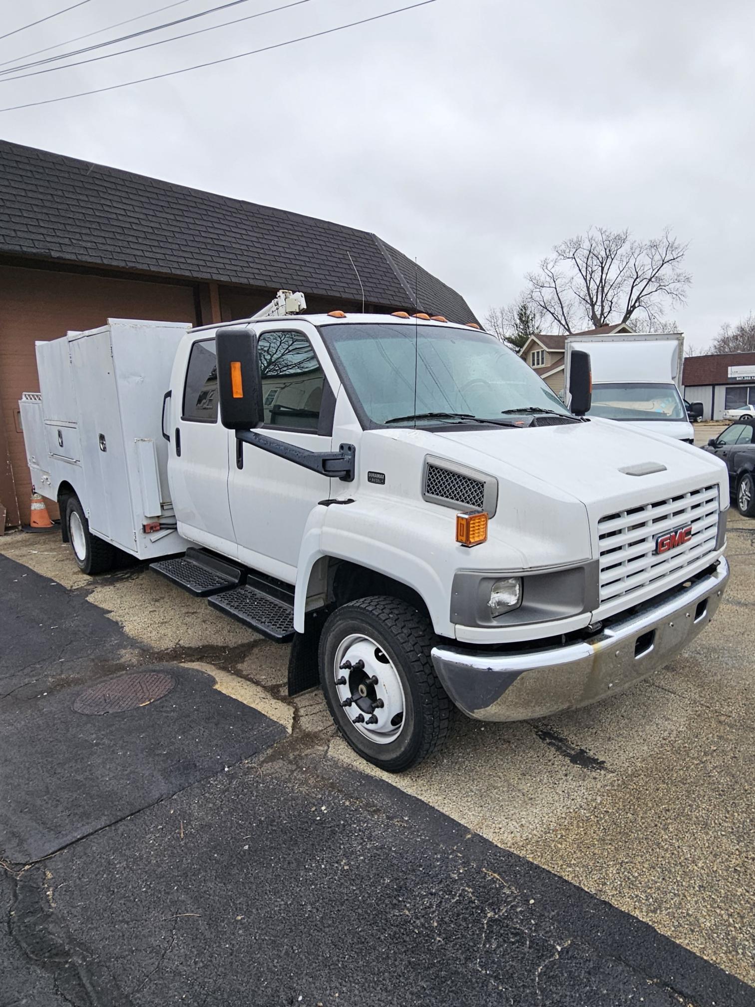 2009 CHEVROLET 5500 - view 4 of 27