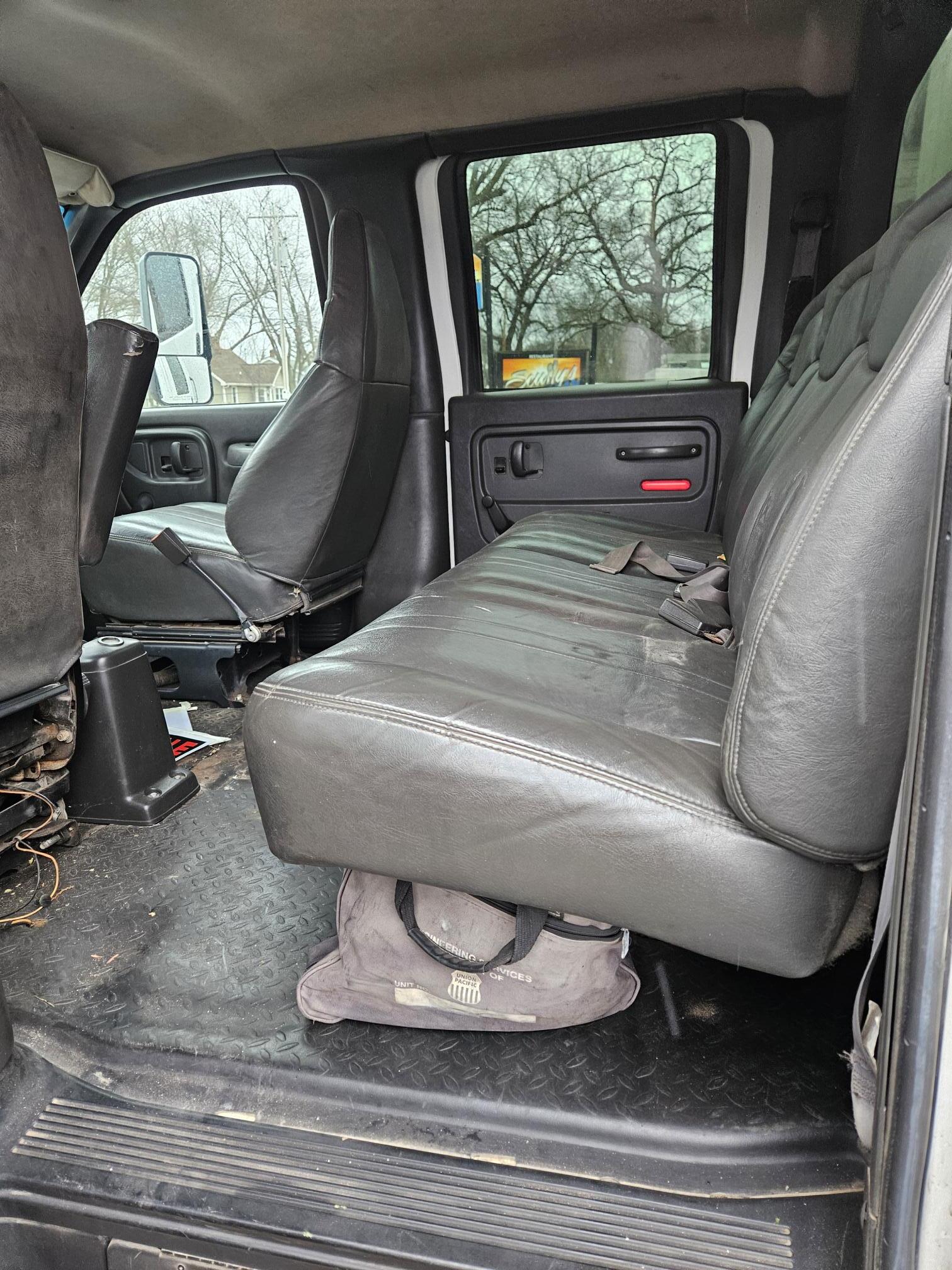 2009 CHEVROLET 5500 - Image 22