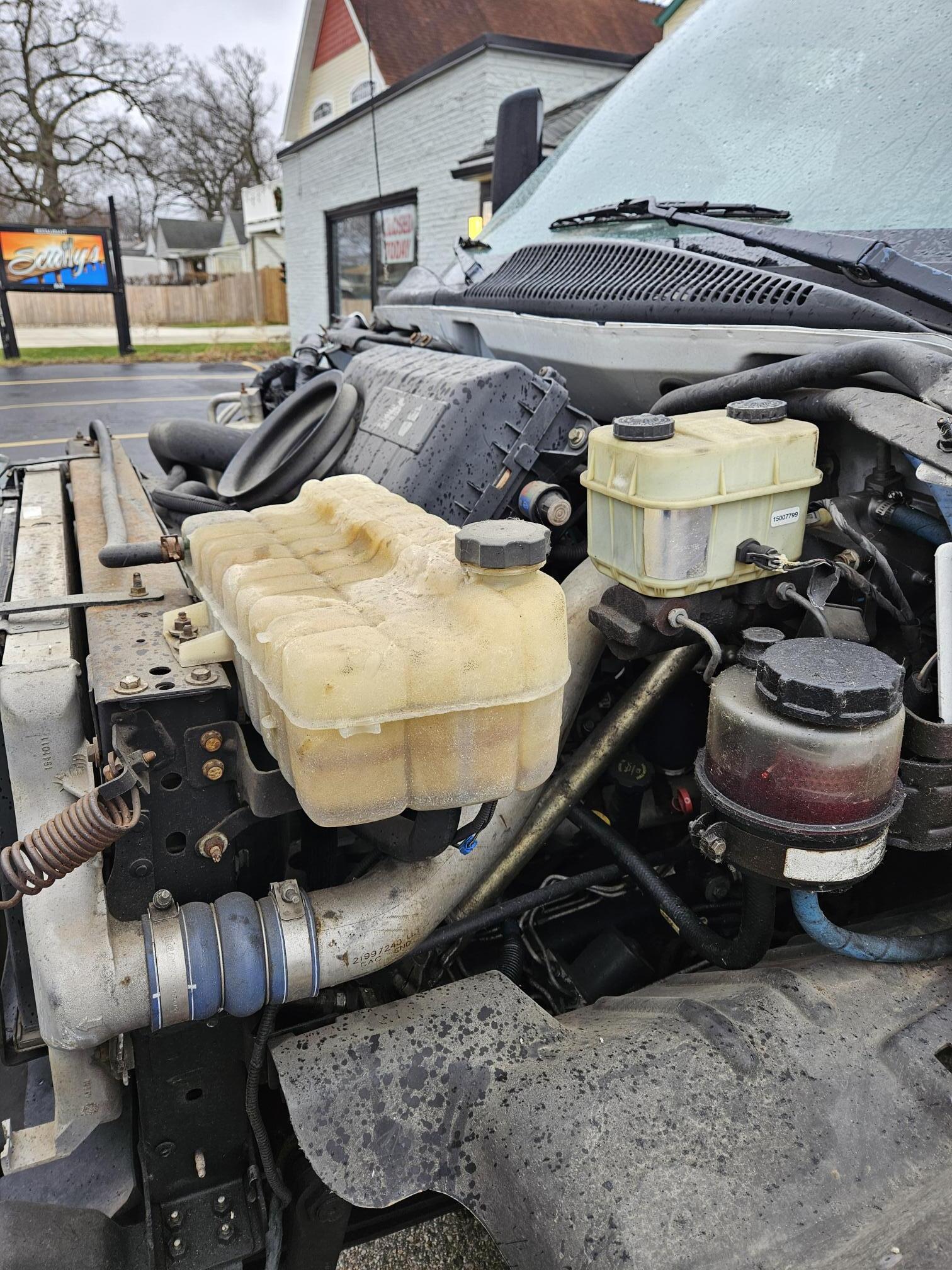 2009 CHEVROLET 5500 - Image 27