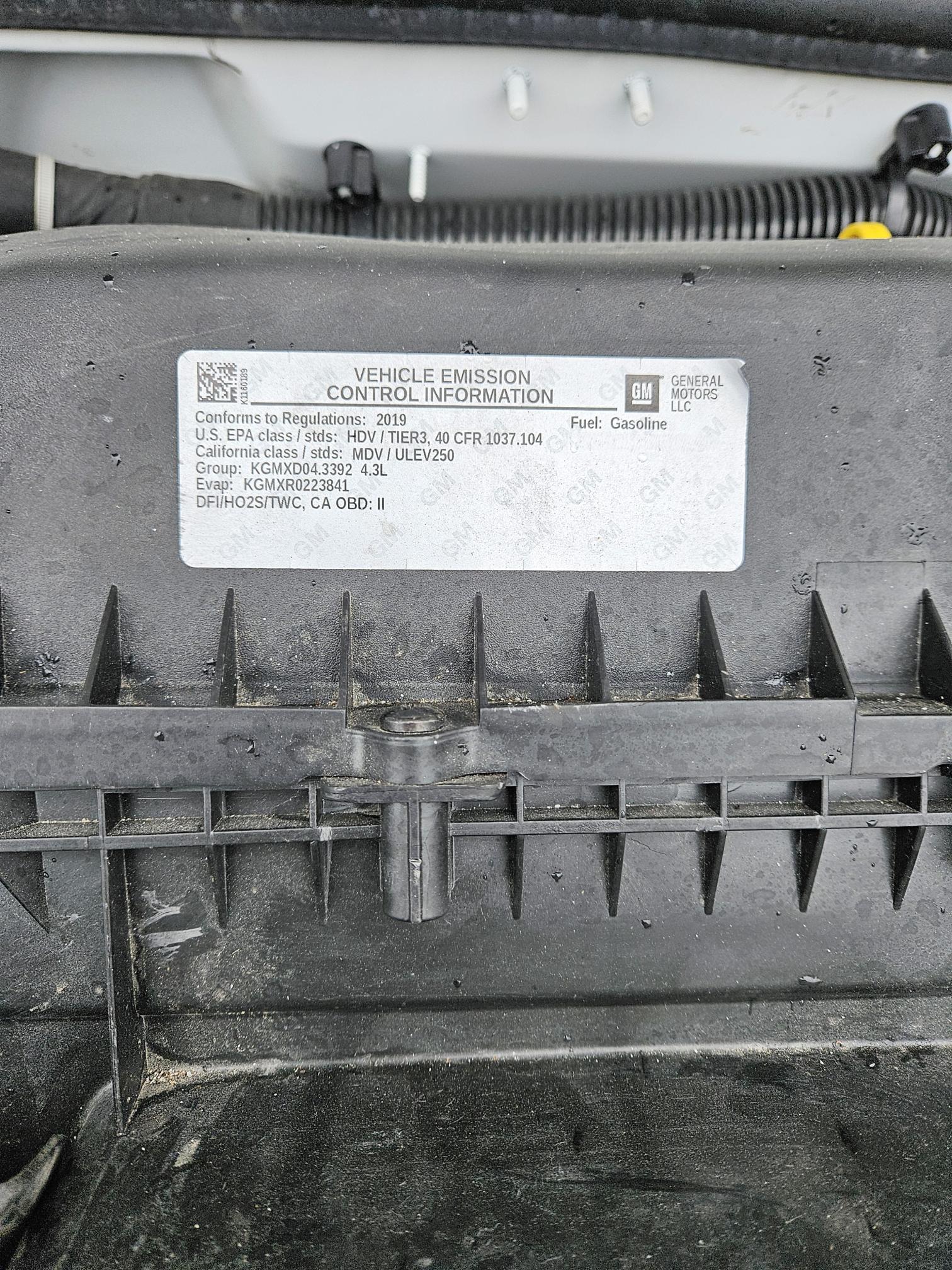 2019 CHEVROLET 2500 Express Cargo Van - view 9 of 17