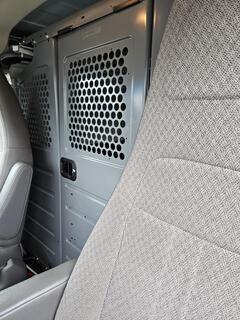 2019 CHEVROLET 2500 Express Cargo Van - Image 10
