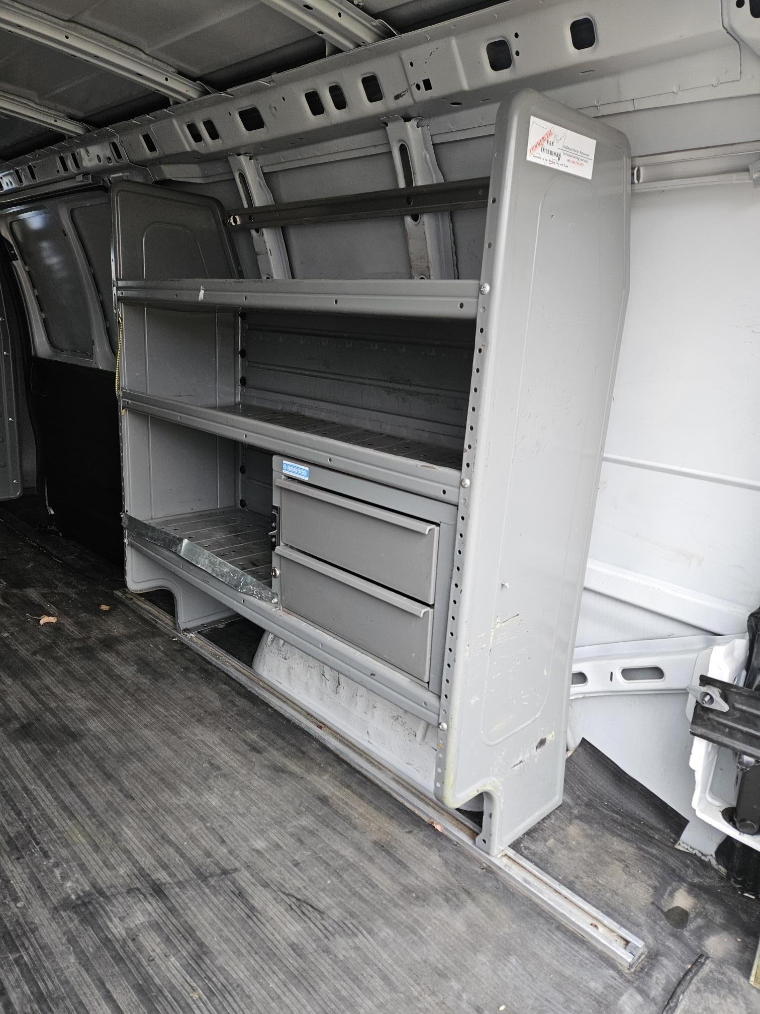 2019 CHEVROLET 2500 Express Cargo Van - view 12 of 17