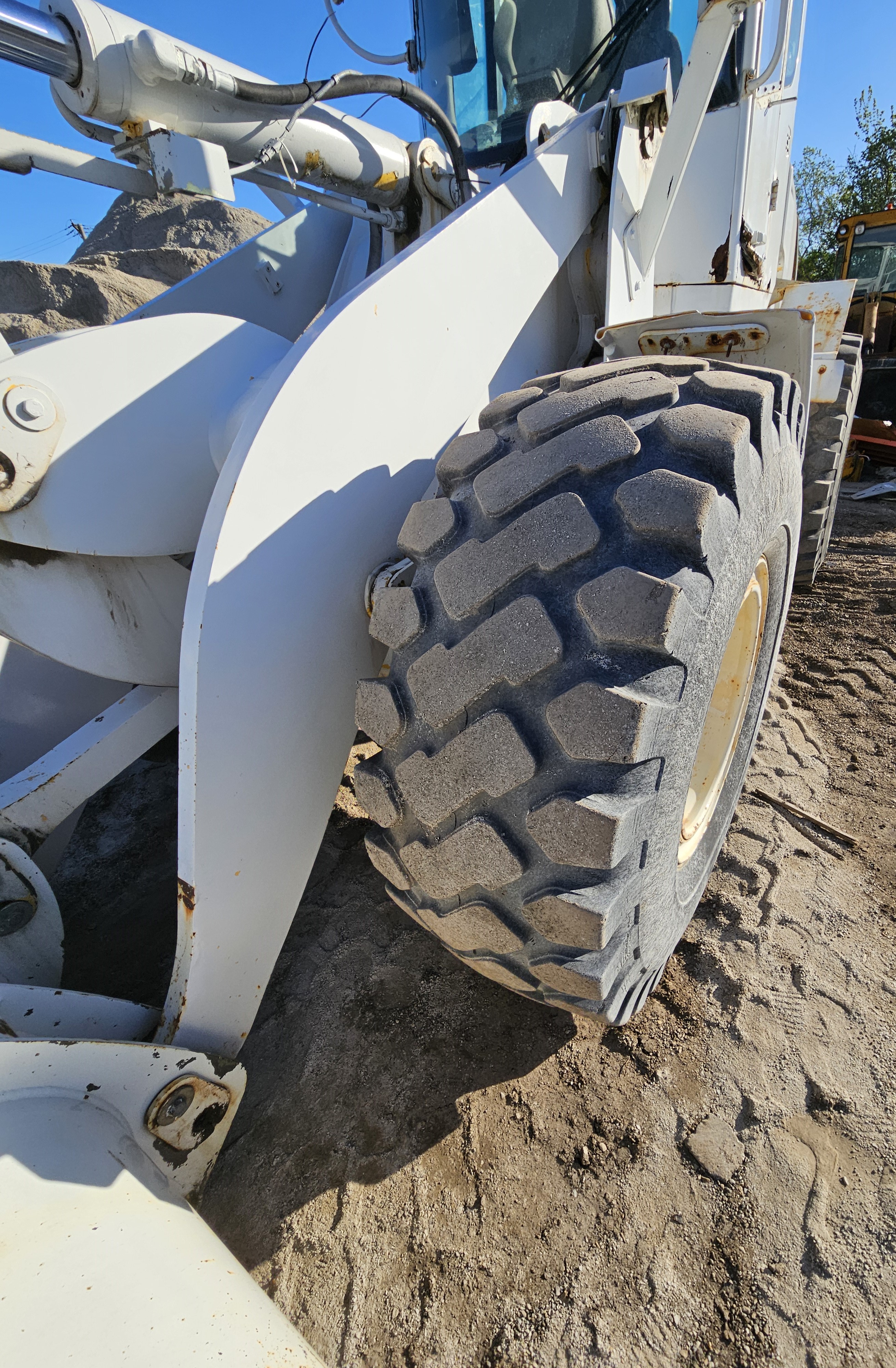 2006 NEW HOLLAND LW130B - Image 11