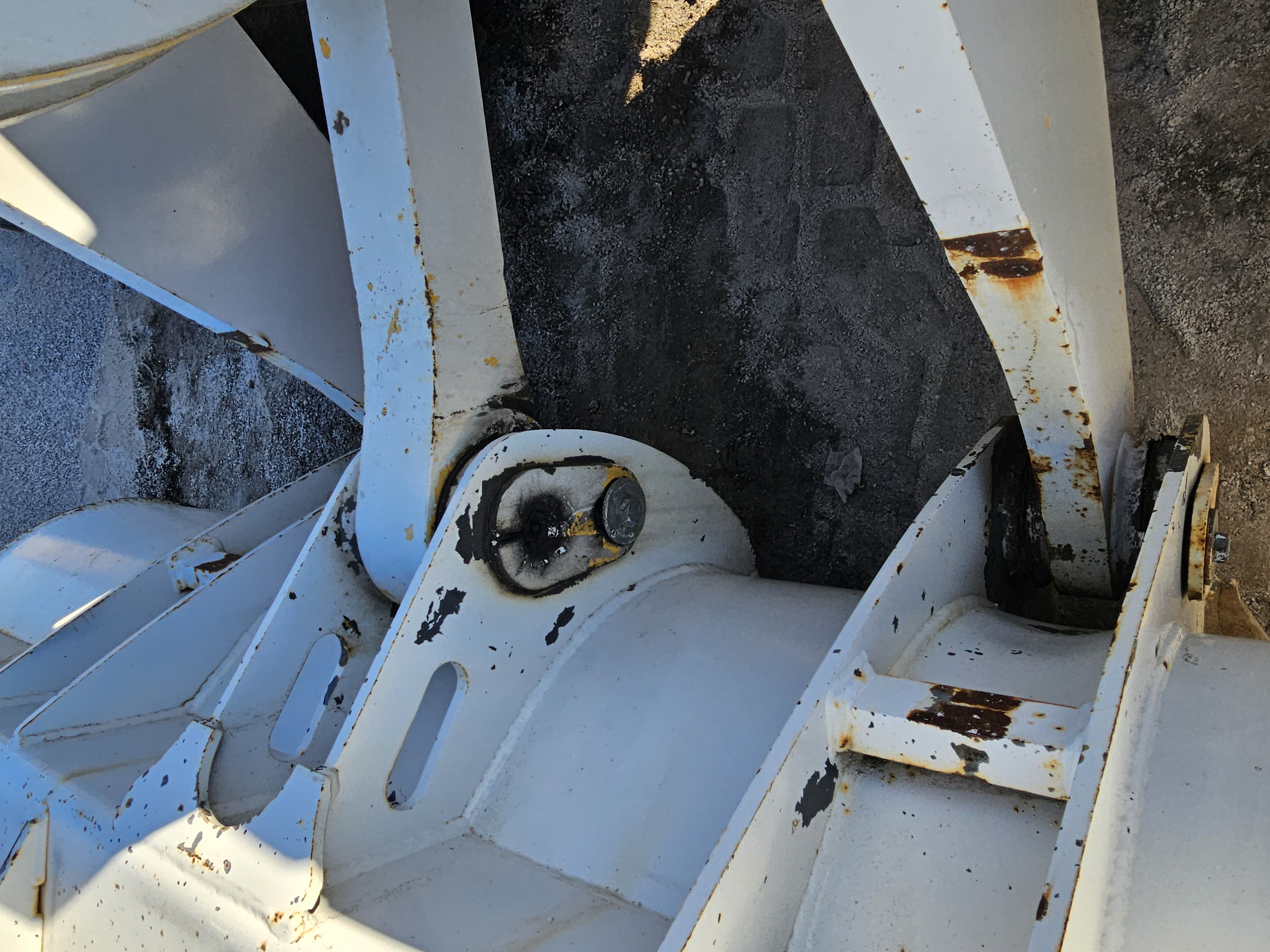 2006 NEW HOLLAND LW130B - Image 26