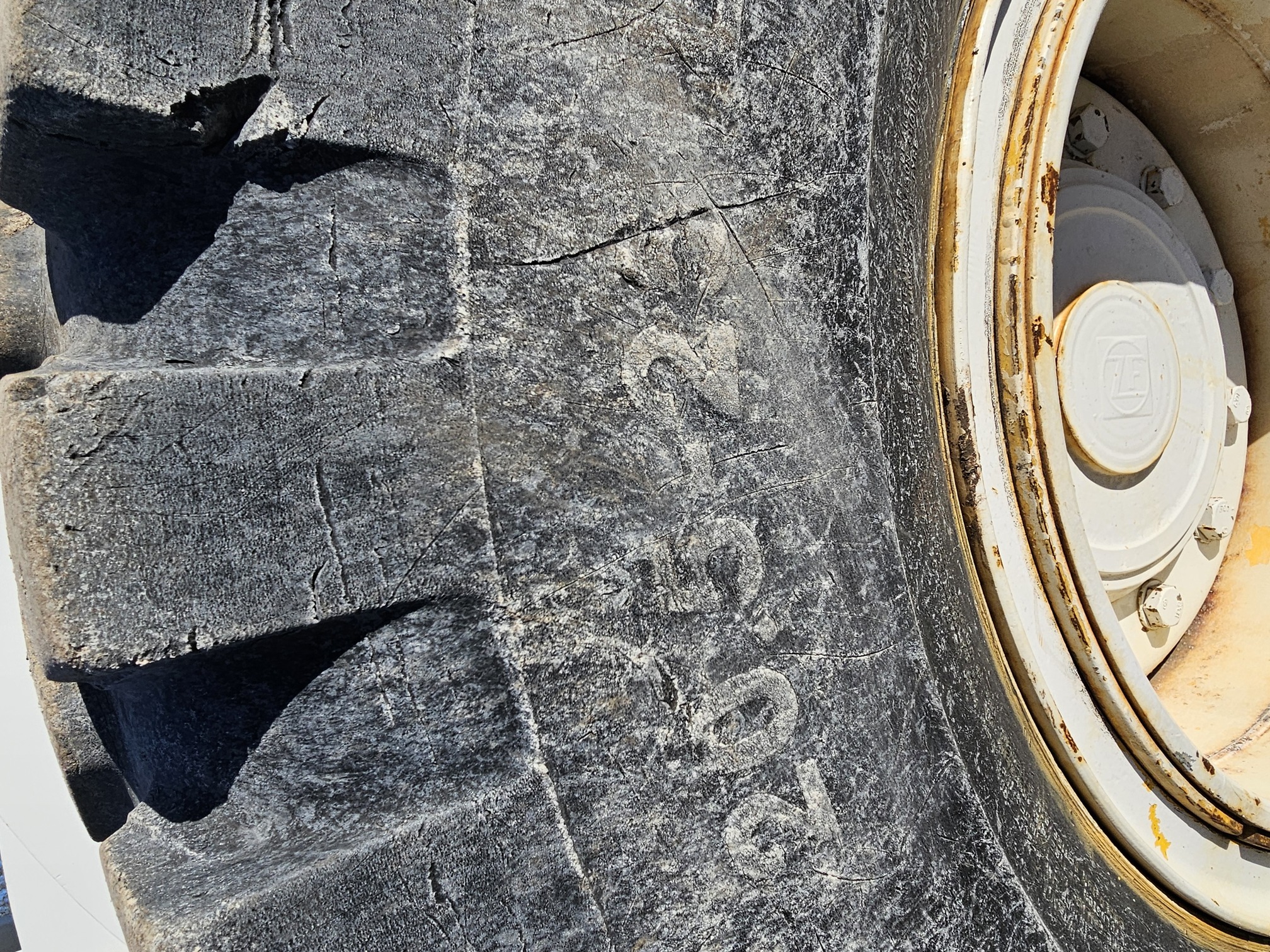 2006 NEW HOLLAND LW130B - Image 28