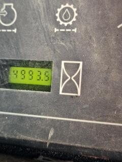 1999 CASE 85XT - Image 8