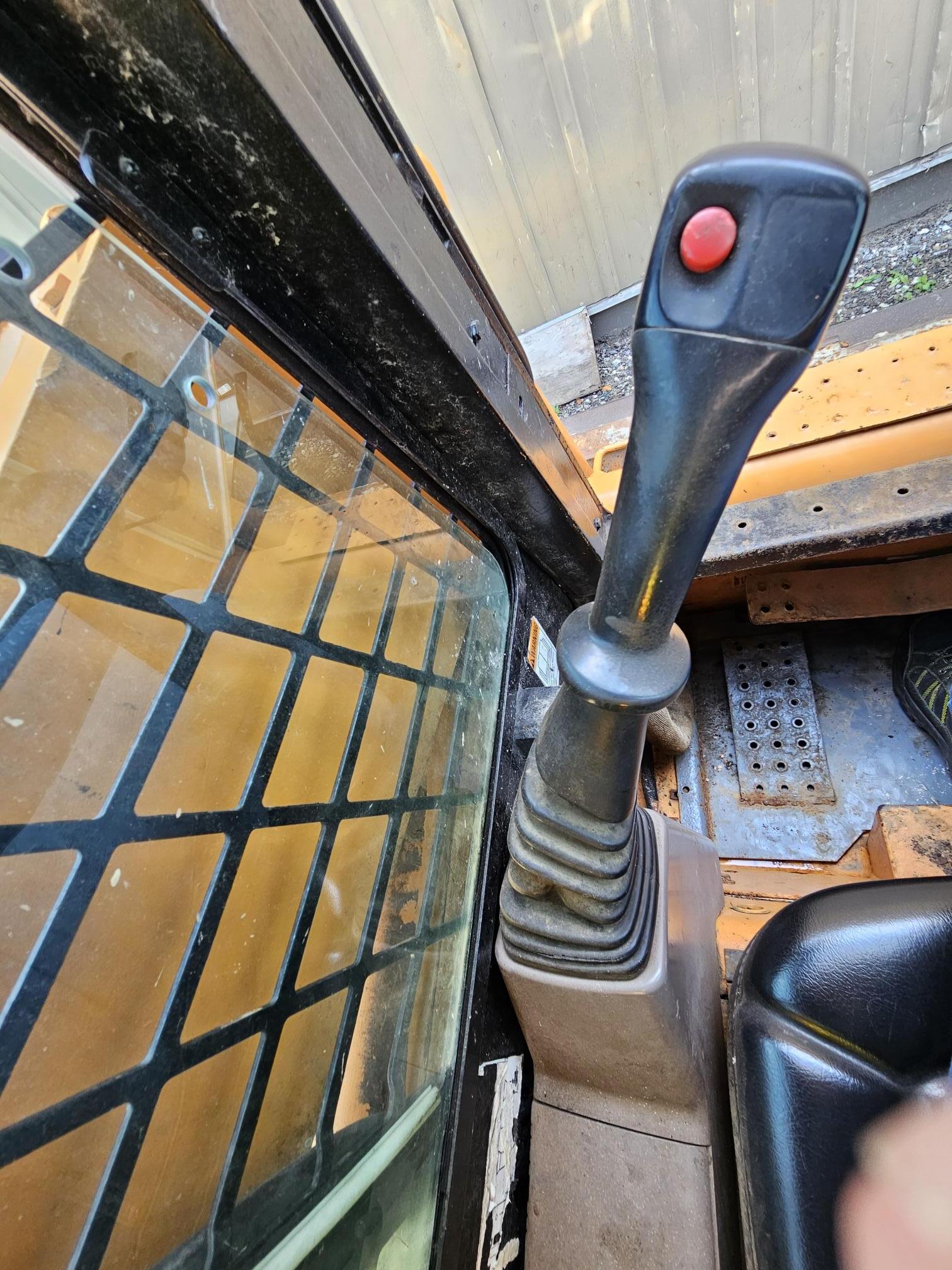 1999 CASE 85XT - Image 11