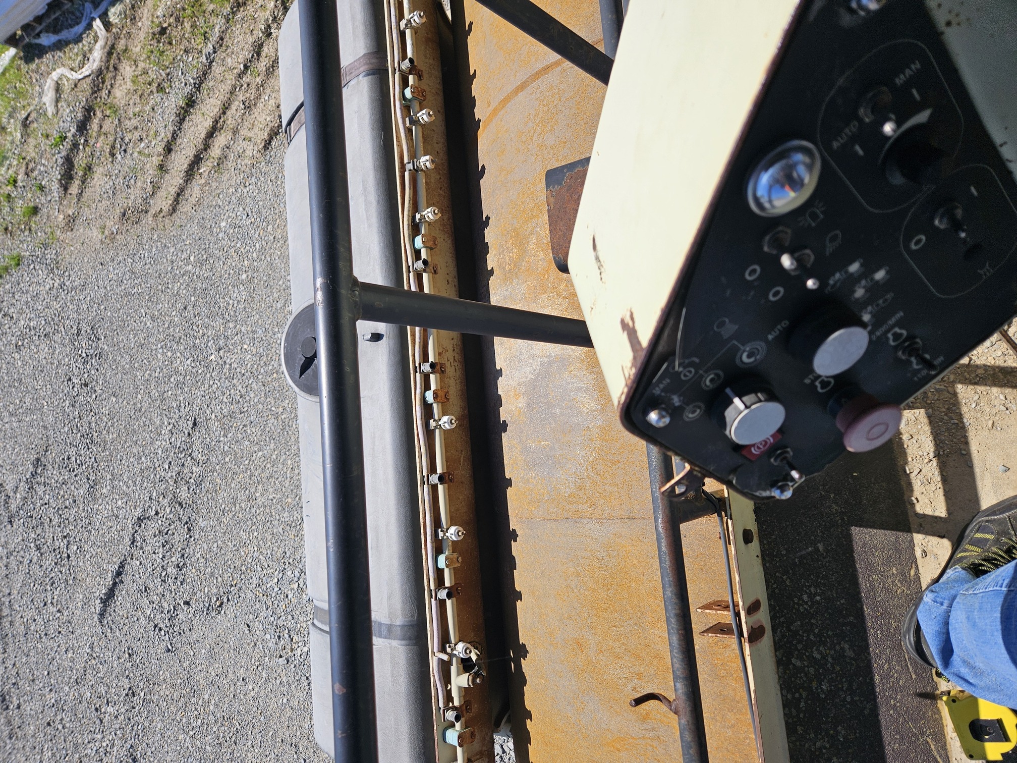 1999 INGERSOLL-RAND DD-130 - view 12 of 16