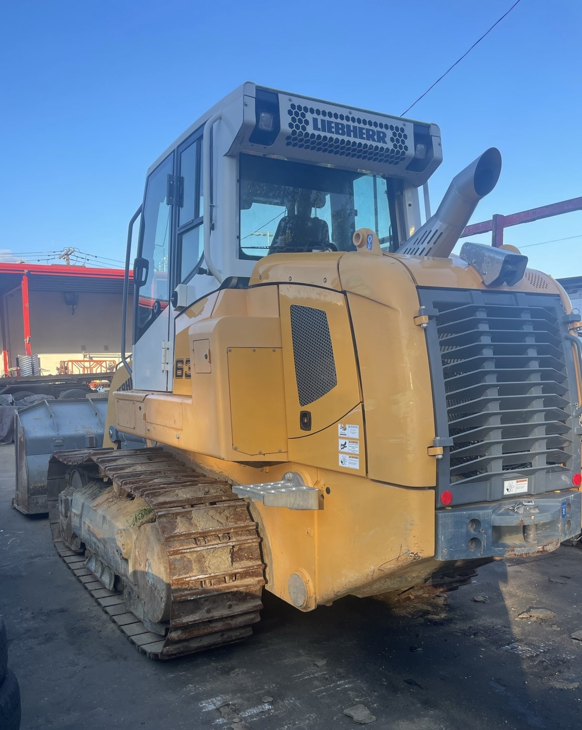 2018 LIEBHERR LR 636 - Image 2
