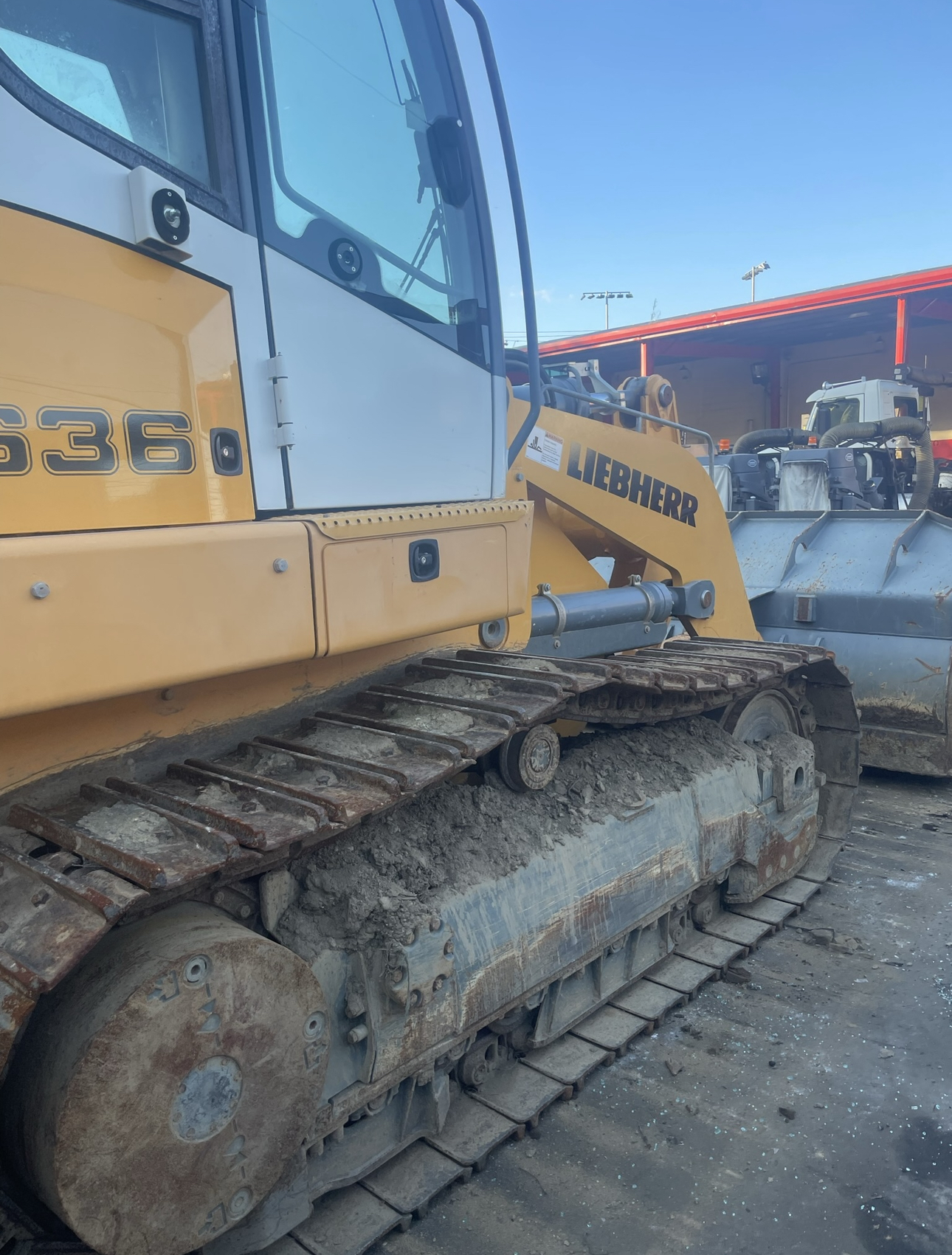 2018 LIEBHERR LR 636 - Image 9