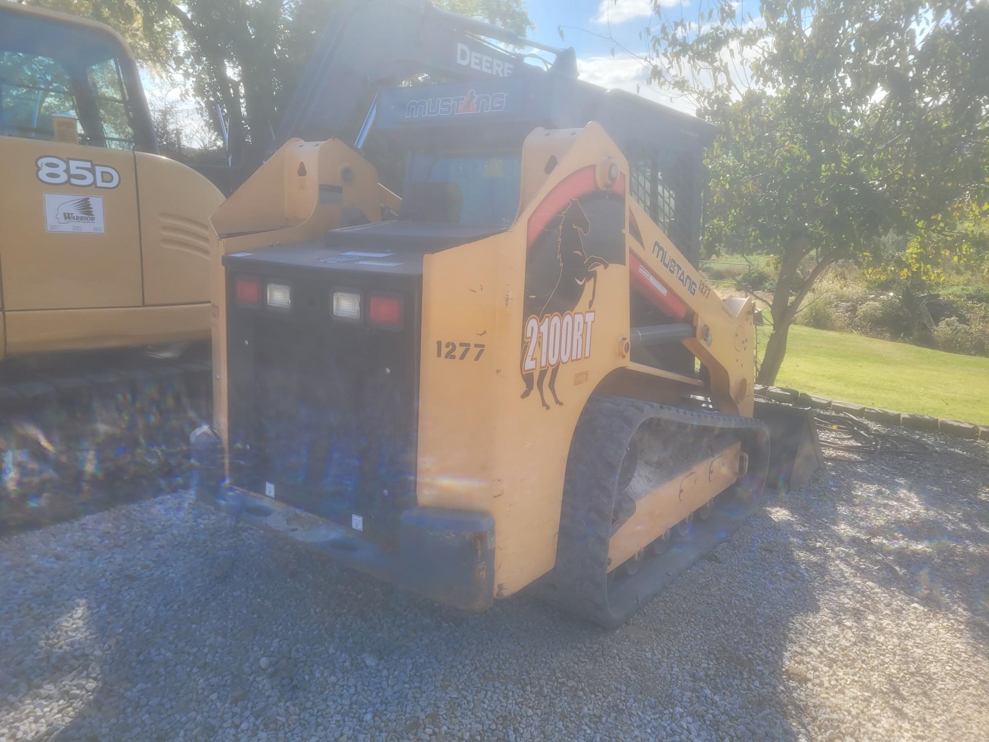 2017 MUSTANG 2100 RT - view 3 of 15