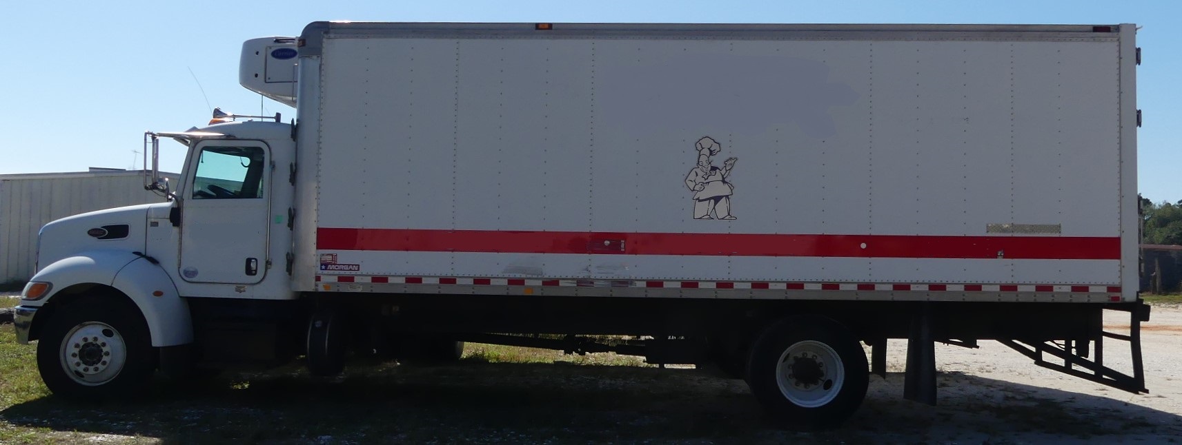 2016 PETERBILT 337 - Image 4