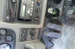 2016 PETERBILT 337 - Image 15