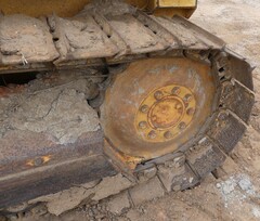 2002 DEERE 450H LT - Image 13