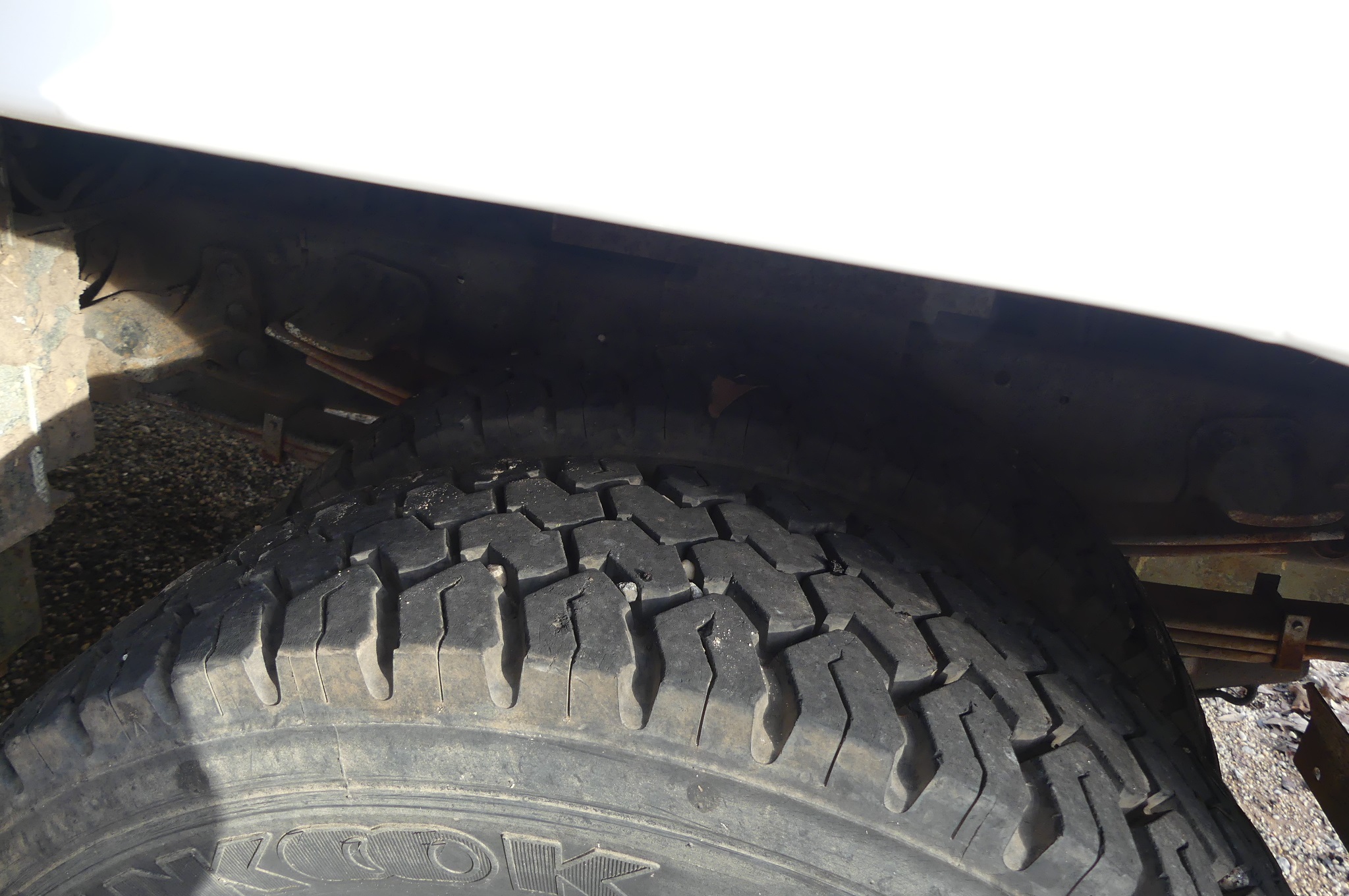 2000 ISUZU FRR - Image 20