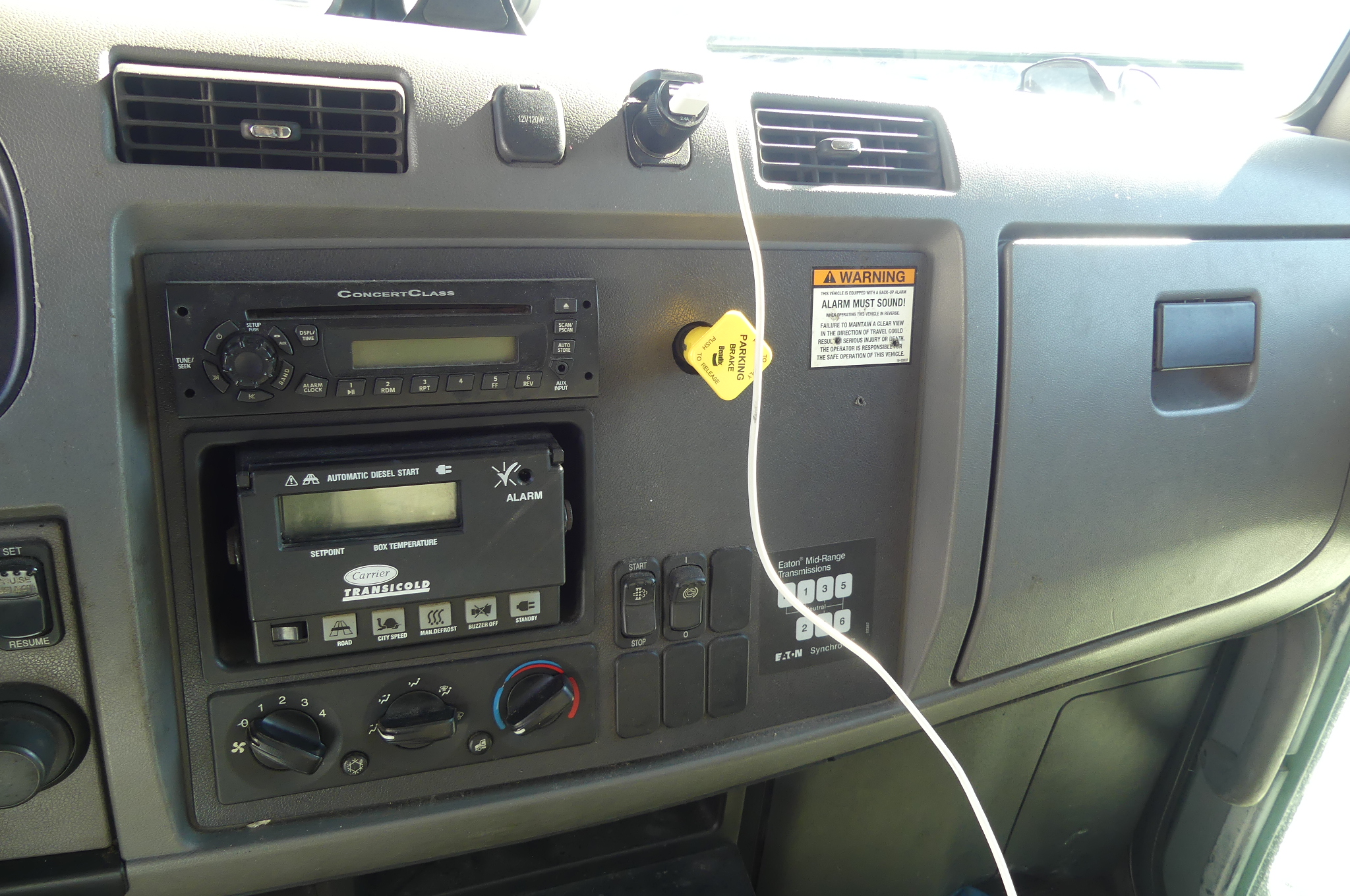 2013 PETERBILT PB337 - Image 14