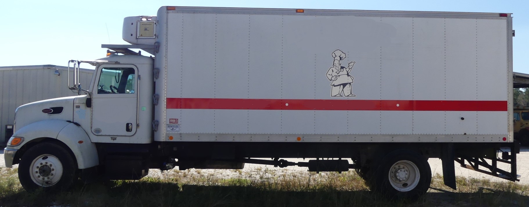 2013 PETERBILT PB337 - Image 8