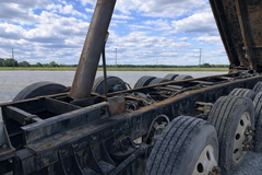 2005 MACK CV713 - Image 18