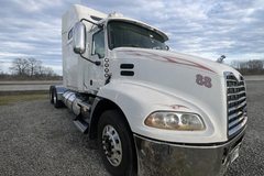 2012 MACK CXU713 - Image 6