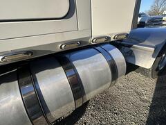 2012 MACK CXU713 - Image 9