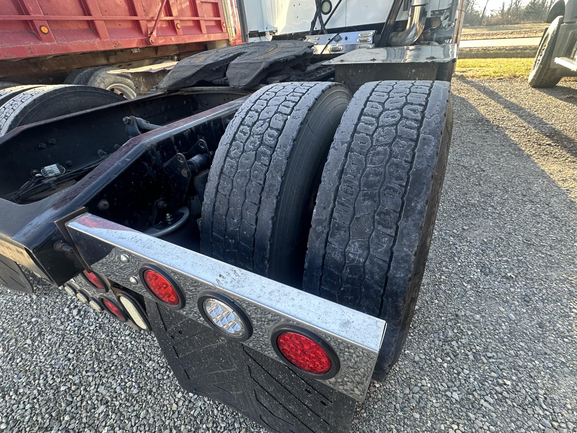 2012 MACK CXU713 - Image 16