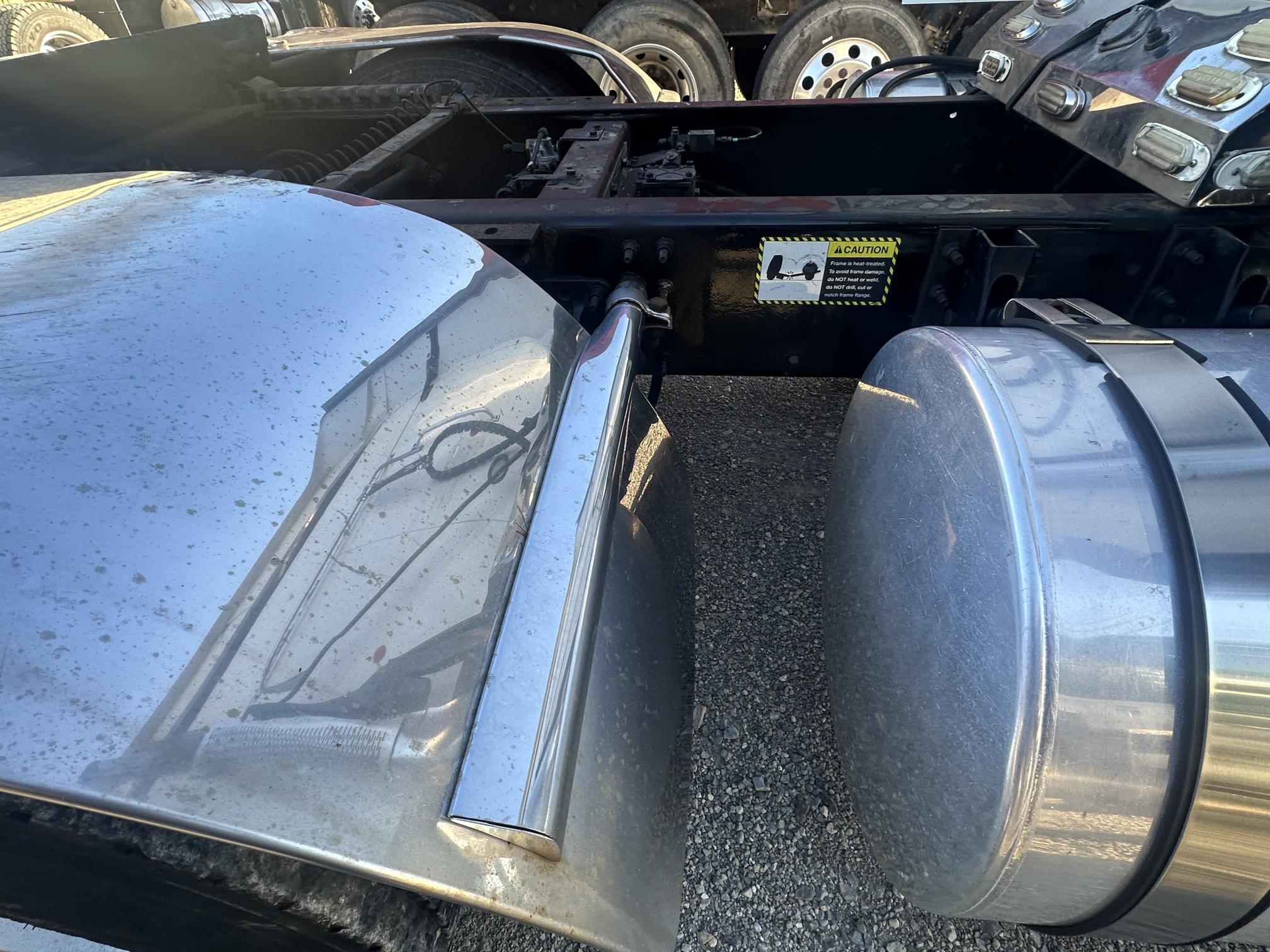 2012 MACK CXU713 - Image 18