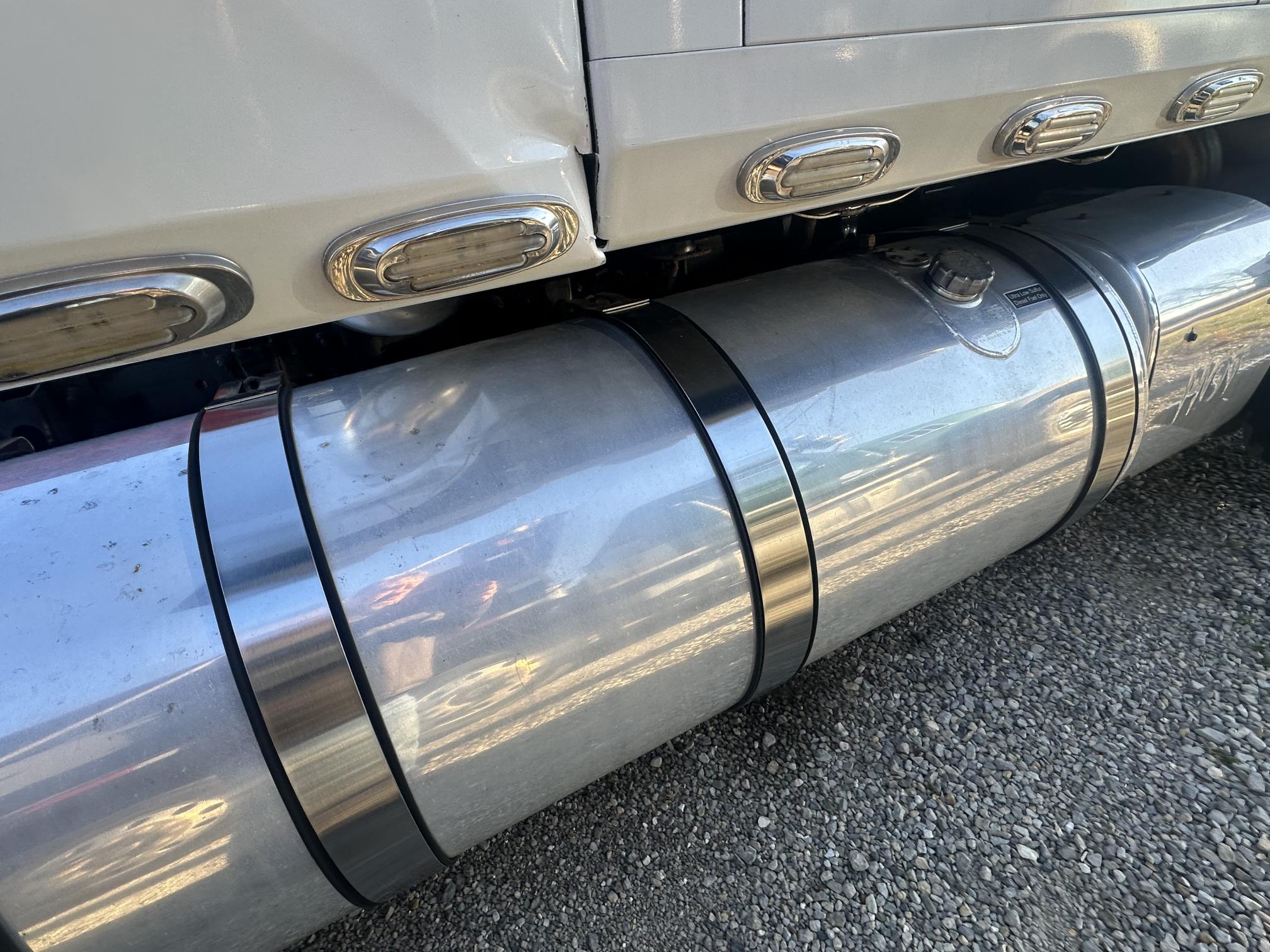 2012 MACK CXU713 - Image 21