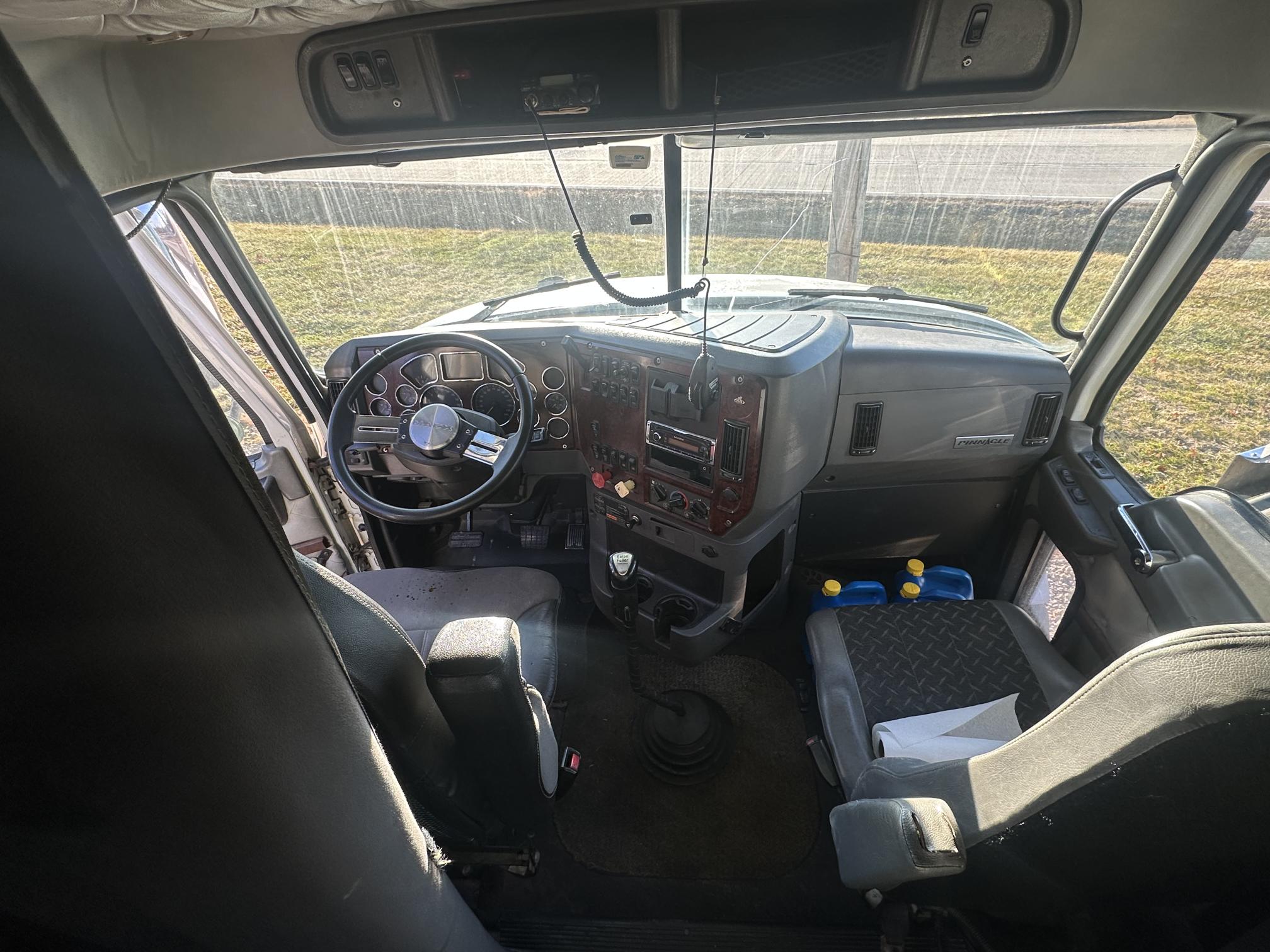 2012 MACK CXU713 - Image 38