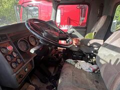 2004 KENWORTH T300 - Image 18