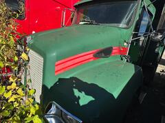 2004 KENWORTH T300 - Image 2