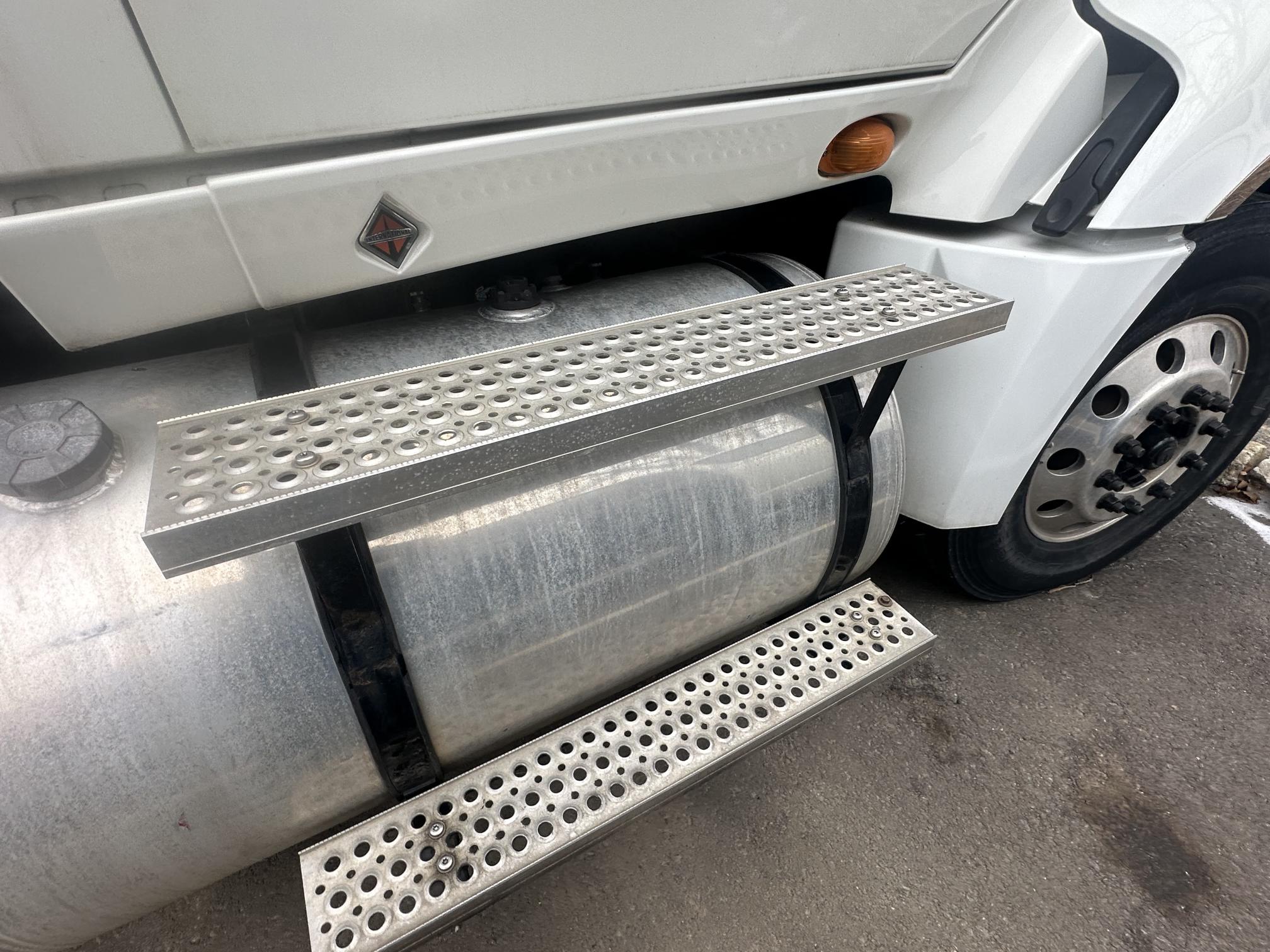 2012 INTERNATIONAL Prostar+ 122 - view 20 of 33