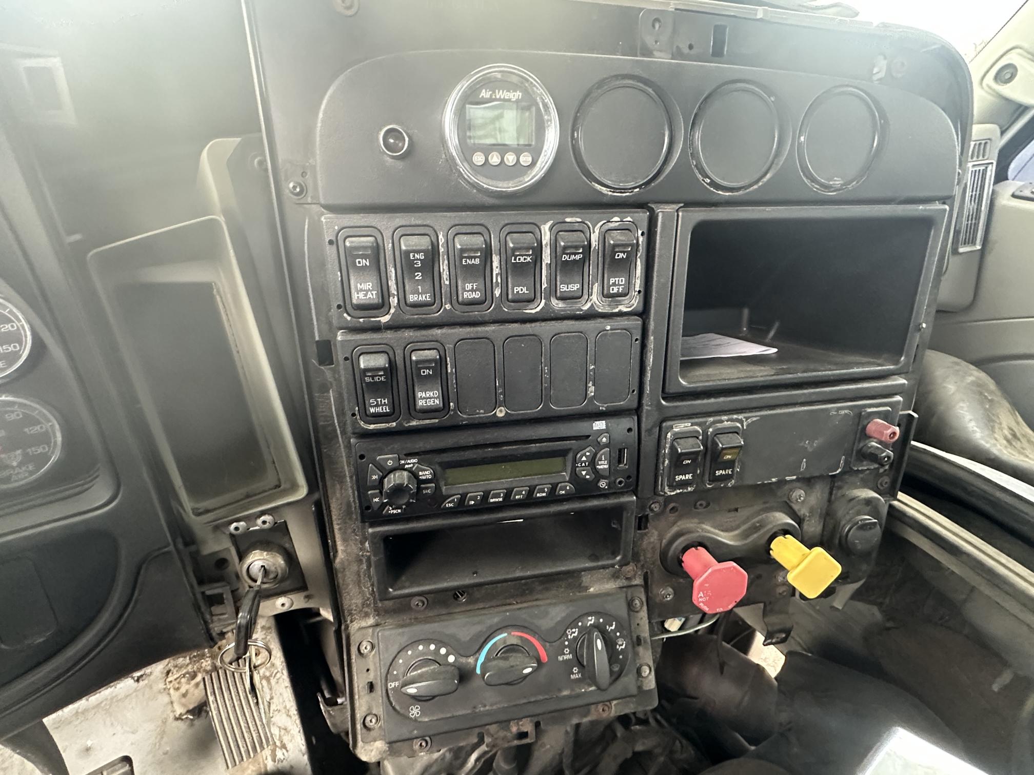 2012 INTERNATIONAL Prostar+ 122 - Image 29