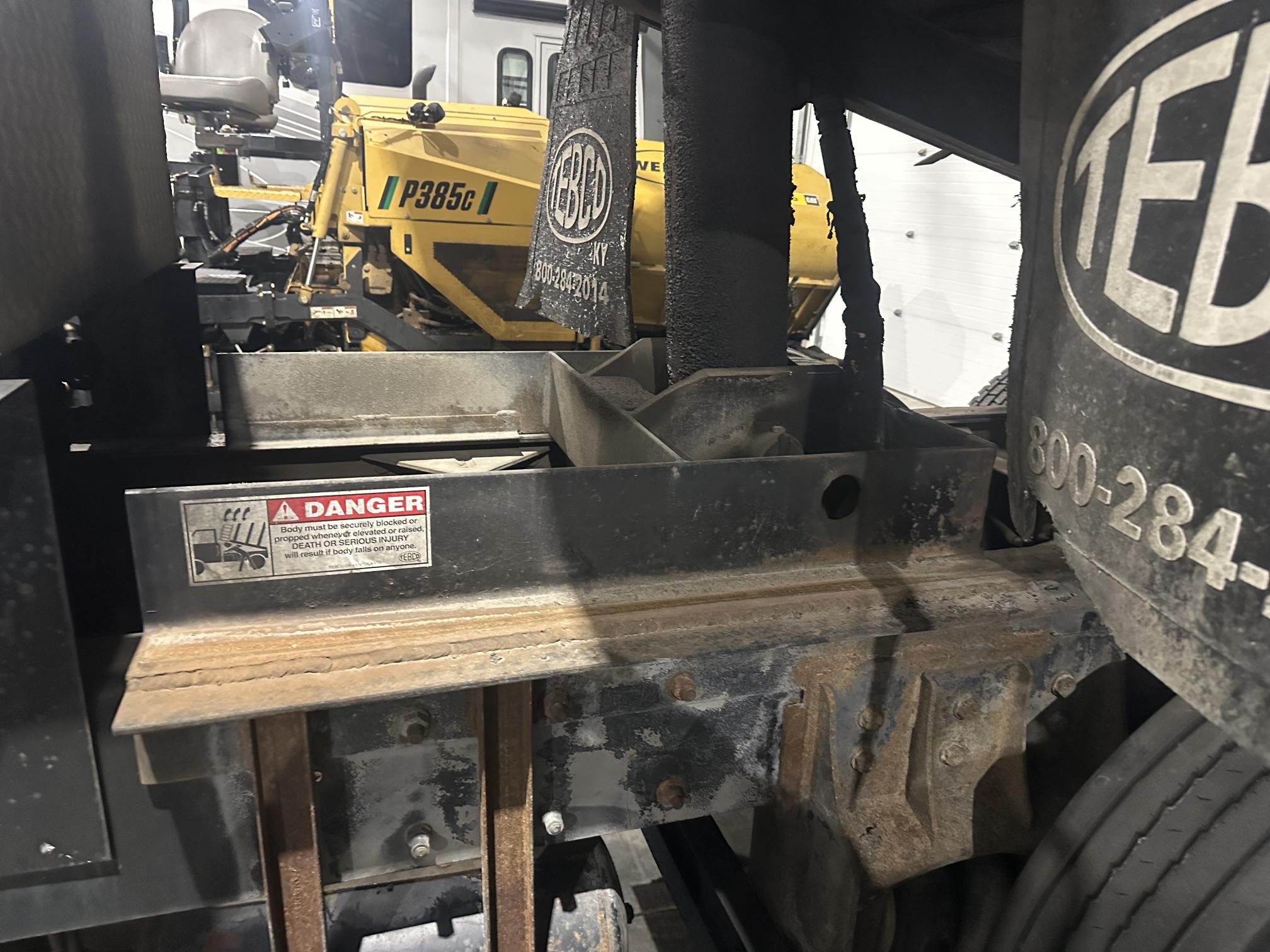 2006 KENWORTH T300 - view 11 of 37