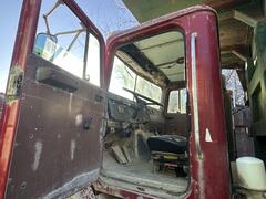 1992 INTERNATIONAL F5070 - Image 29