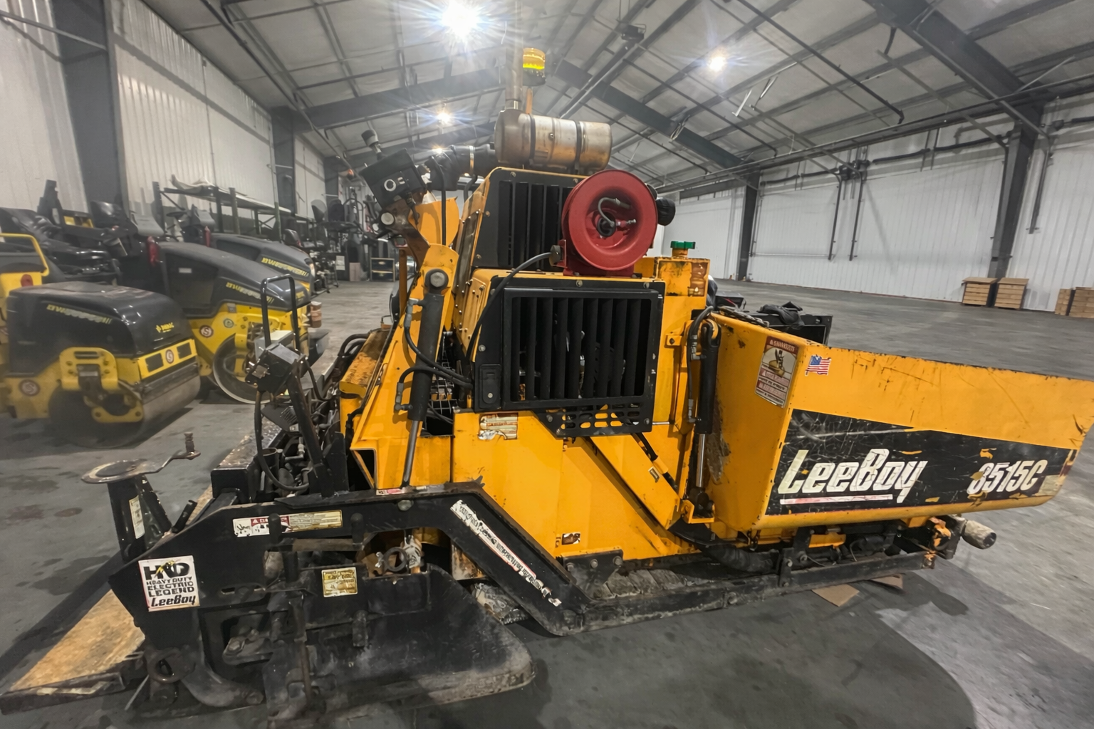 2015 LEEBOY 8515C - view 5 of 23