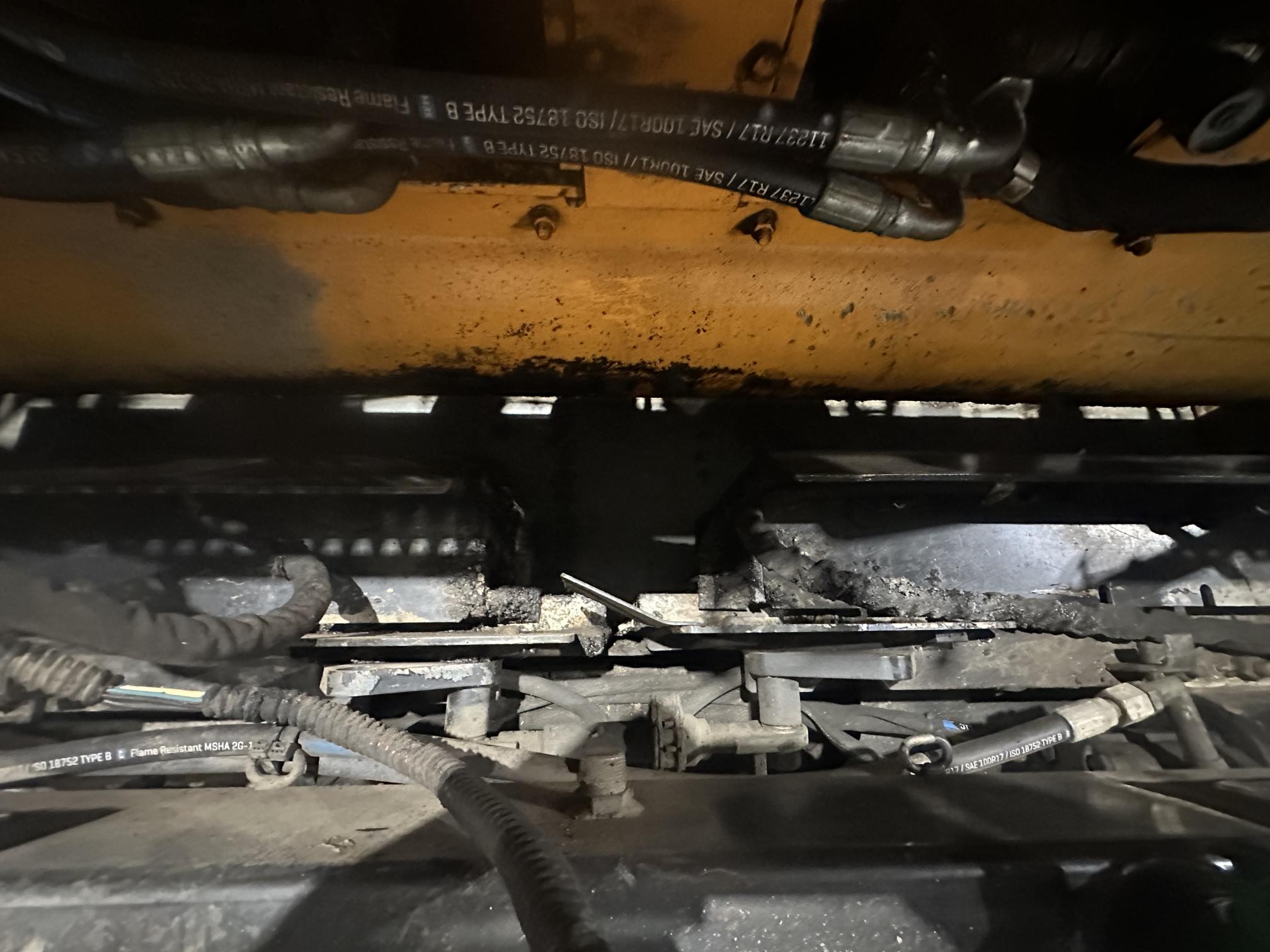 2015 LEEBOY 8515C - Image 22