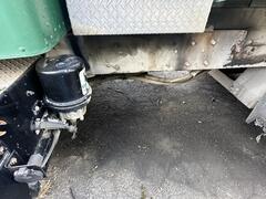 2004 KENWORTH T300 - Image 10