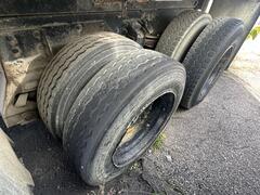 2004 KENWORTH T300 - Image 12