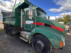 2004 KENWORTH T300 - Image 2