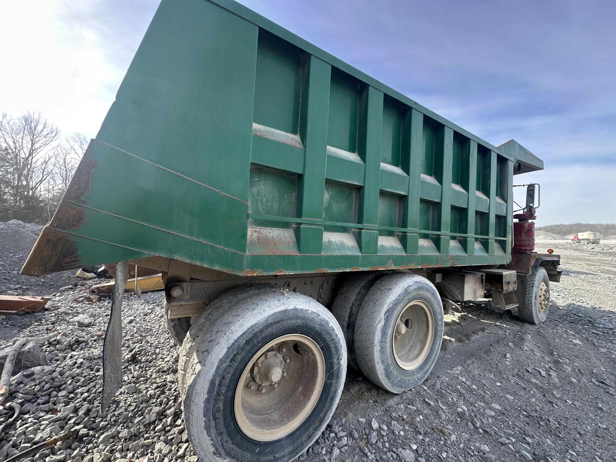 1997 MACK RD8 - Image 7