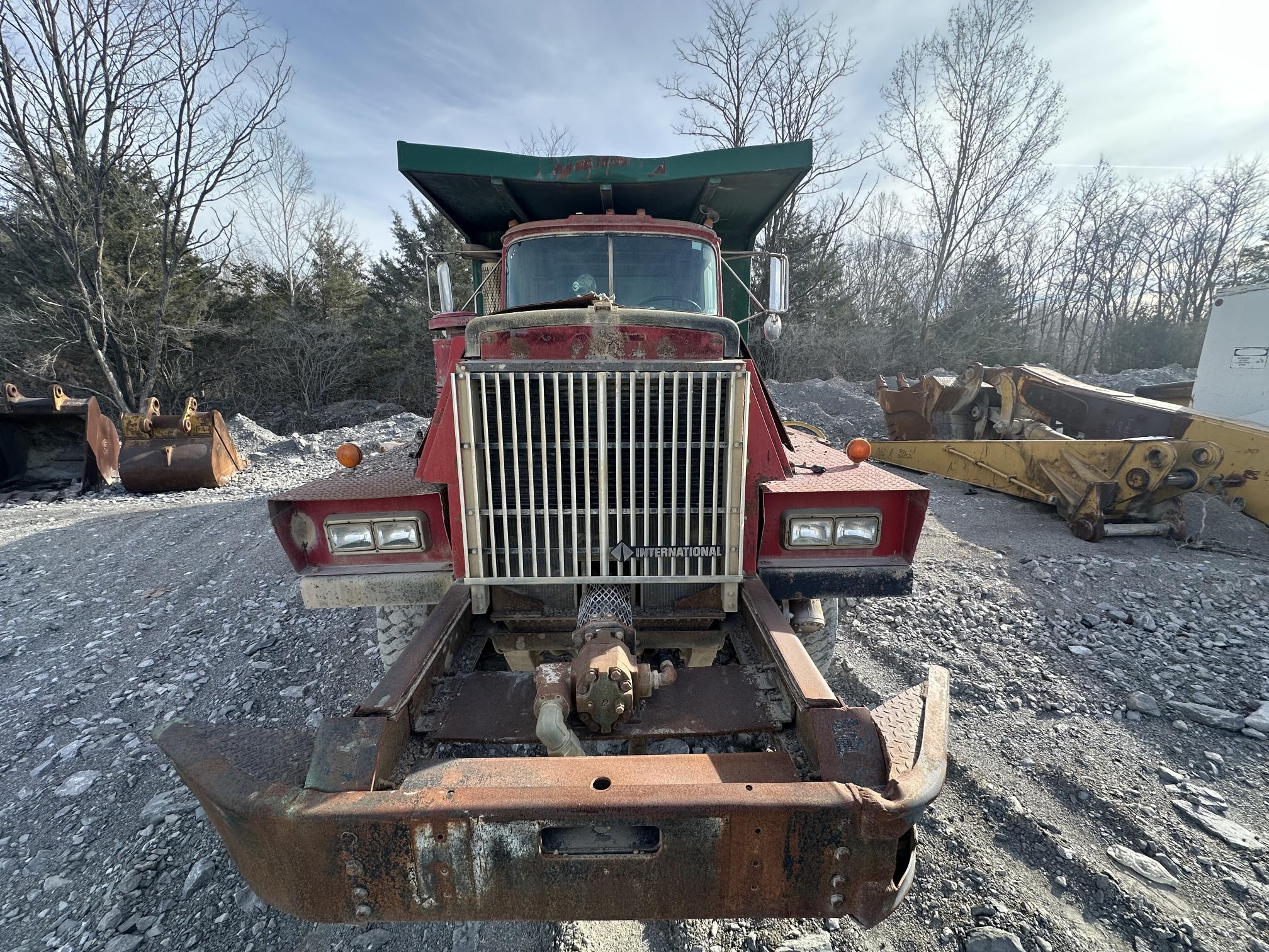 1997 MACK RD8 - view 12 of 41